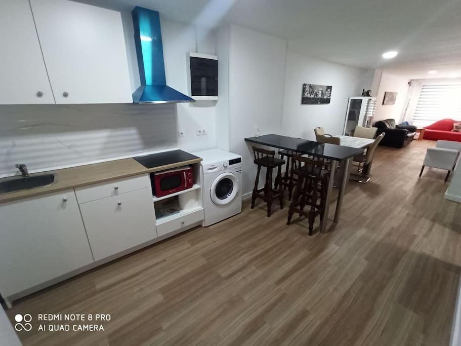 Apartamento Vacacional Apartment Торевиеха Екстериор снимка